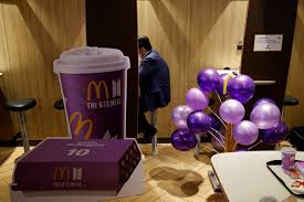 Including two sauces picked by bts, inspired by mcdonald's south korea. Mcdonald S Launches Bts Meal And Merchandise In The Us And Other Countries
