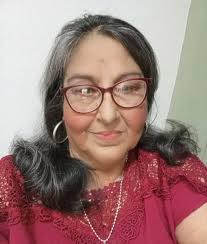 La calle Iturbe del b° Centro hace tres semanas atrás era aún de tierra,  ahora está luciendo un nuevo empedrado con el que mejoramos el estilo de  vida de varios vecinos. #RohayhuVillaElisa