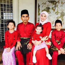 Berita itu dikongsikan oleh adiknya anne ngasri menerusi akaun instagram miliknya. Penulis Skrip Bocorkan Rahsia Kenapa Ramai Yang Masih Belum Move On Drama Titian Cinta Baca Penjelasannya Hijabista