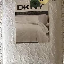 Cultiver linen duvet cover a crisp cover in modern prints: Dkny Bedding Dkny Microsculpt White Duvet Cover Set Fullqueen Poshmark