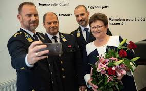 Szétverték hollandiát a kijárási tilalom ellen tiltakozók + videóval. Vicces Fotok Vicces Kepek Magyar Vadasz