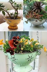 Hiasan ini bisa di taruh di atas buffet atau di meja ruang tamu. 20 Ide Kreatif Pot Bunga Dan Tanaman Hias Dari Barang Bekas 2014 Plants Vintage Garden Decor Container Gardening
