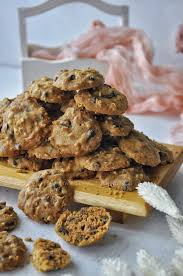 Ambil adunan di masukkan ke dalam loyang dan ratakan. Famous Amos Chocolate Chip Cookies Rangup Dan Sedap No Mixer Qasey Honey