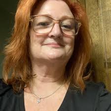 Should all schools be required to teach evolution to students?