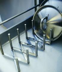 Einzigartige Und Kreative Variera Deckelhalter Aus Edelstahl Deckelhalter Ikea Kuche Lagerung Organisierte Kuche