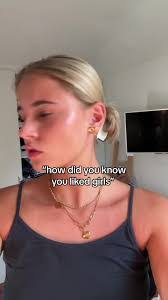 Alyssa Huls's Instagram, Twitter & Facebook