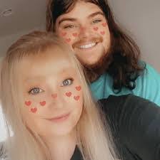 Becky Braddock's Instagram, Twitter & Facebook