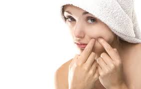 Der chaga pilz regeneriert die haut von innen. Akne Naturlich Behandeln Bewahrte Heilpflanzen Homoopathie Aromatherapie
