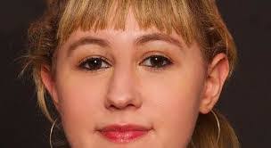 Laura Baiamonte's Instagram, Twitter & Facebook