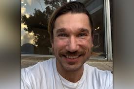 Sydney Mardi Gras 2025: Ten candidates want to be directors. Only four will  win