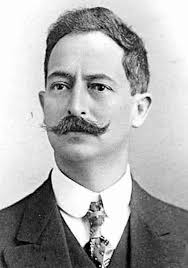 RAFAEL CEPEDA DE LA FUENTE (1872-1947) Nació en Arteaga, Coahuila, el 6 de  diciembre de 1872. Fue alumno del Ateneo Fuente e inició su preparación  profesional en la Escuela Nacional de Medicina