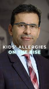 Julie Luxton's Instagram, Twitter & Facebook