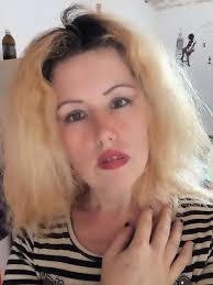 Prima ninsoare E prima ninsoare,...