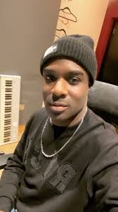 My fav section to my new song, love those guitar plucks 😍, #reels #fyp  #musicstudio #beats #housemusic #electronicmusic #dj