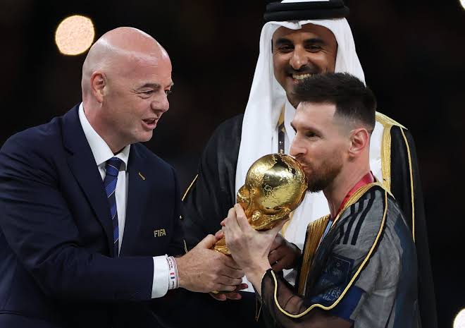 El mensaje de Infantino desde FIFA para Messi en la Selección Argentina:  "Guardo..."