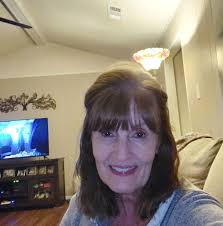 Bit of a strange question but posts I have seen lately people are wearing  jeans. I come to Budapest Thursday and was packing just shorts. Am I  missing something 😂😂😂