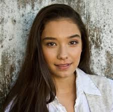 Danielle Visser's Instagram, Twitter & Facebook