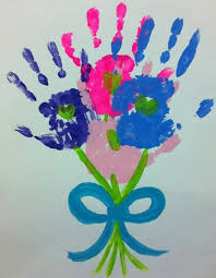 55 Handabdruck Bilder Die Klein Und Gross Froh Machen Blumenhandwerk Muttertags Bastelarbeiten Muttertag Blumenstrauss