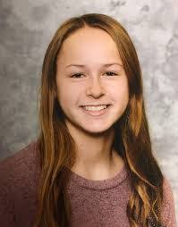 Trisha Hayes's Instagram, Twitter & Facebook