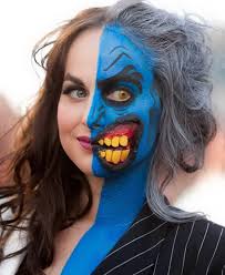 Αποτέλεσμα εικόνας για Απ' έξω κούκλα, από μέσα πανούκλα