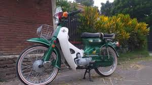 Honda C70 Tahun 1977 Hijau Ini Selalu Jadi Pusat Perhatian Di Jalanan Ini Keistimewaanya Tribun Jogja