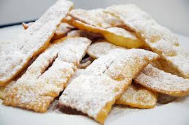 Le chiacchiere di carnevale sono note anche in altri modi, a secondo della località dove vengono preparate. Chiacchiere Di Carnevale La Ricetta Scientifica Spiegata In 5 Punti