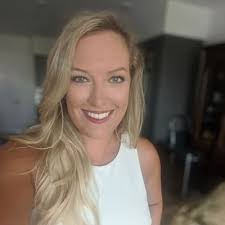 Cathy Caputo's Instagram, Twitter & Facebook