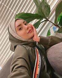 Eğitimi aslen çankırılı olan hilal kaplan'ın ailesi 1970'li yıllarda i̇stanbul'a. Hilal Kaplan Rimel Askina Kimdir Hilal Kaplan Rimel Askina Youtube A Nasil Basladi Cemre Com