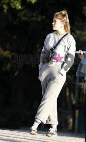 Η τελευταία προσθήκη στο 'μπρούσκο' μας βρίσκει απολύτως σύμφωνους. Klelia Andriolatoy Celebrities Eidhseis Yupiii Gr