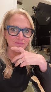 Linda Rega's Instagram, Twitter & Facebook