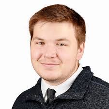 Anna Sienicki's Instagram, Twitter & Facebook