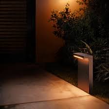 Philips Hue White And Color Ambiance Led Sockelleuchte Nyro Schwarz Garten Aussenleuchten Leuchten Leds De Sockelleuchte Aussenleuchten Led Leuchtmittel