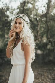 Small white flowers wedding hair. White Tiny Flowers And Greenery Bridal Flower Crowns For Weddings Events Bridal Showers Bachelorette Parties And Events Simple Crown Love Idee Coiffure Mariage Coiffure Mariage Tenue Mariage