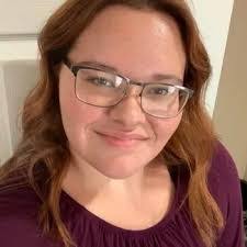 Tara Lorenz's Instagram, Twitter & Facebook