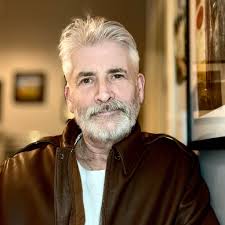 Introducing myself and sharing a travel photo