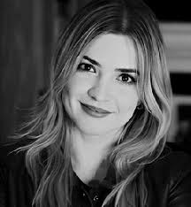 Fernanda Soares's Instagram, Twitter & Facebook