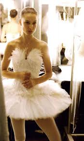 Black And White Swan Halloween Costume Epingle Sur Fashion In Film