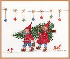 Ich verkaufe eine komplettpackung für ein kreuzstichbild mit einem weihnachtskranz, abbildung. Stickvorlage Kranz Kreuzstich Stickvorlage Kranz Kreuzstich Stickvorlage Kranz Mit