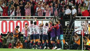 In this way, at the age of 27 santiago ormeño becomes the new striker of the green bellies, a team that had been looking for a shooter since the beginning of the year jose juan macías at the chivas. Santiago Ormeno Estara A Prueba Con Chivas En La Pretemporada Previa Al Apertura 2019 90min