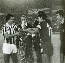 Watch monza vs juventus live & check their rivalry & record. File Coppa Italia 1976 77 Ac Monza Vs Juventus Fc Giuseppe Furino E Luigi Sanseverino Jpg Wikipedia