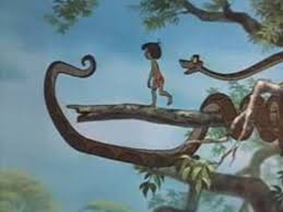 Quand le jeune garçon veut jouer avec les autres enfants aux jeux qu'il a appris dans la jungle, le danger qu'il leur fait courir alerte son nouveau père. Le Livre De La Jungle Kaa Aie Confiance Video Dailymotion