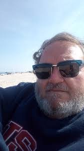 Daniel Kellett's Instagram, Twitter & Facebook