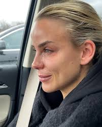 Seeing My Girlfriend For The First Time in 100 Days! (Emotional)