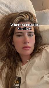 Isabella Yoder's Instagram, Twitter & Facebook