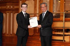 Pittwater house encourages students, aged 14 years and older, to earn their duke of edinburgh's. Chemical Engineering And Advanced Materials Student Awarded The Duke Of Edinburgh Gold Award Faculty Of Engineering Computer Mathematical Sciences University Of Adelaide