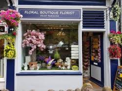 Serenataflowers.com offers you a flowers delivery service in sutton in ashfield that brings fabulous fresh flowers, perfect posies and beautiful blooms. Floral Boutique Nottingham Ng15 7as 193 Reviews