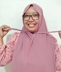 Dan satu bahan seperti diamond sendiri memiliki banyak jenisnya. Review Pashmina Ceruty Babydoll Tali Dari Hijab Jiwa Yuniari Nukti