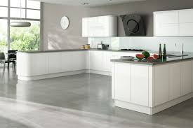 Pick out the dominate colours in your worktops to find a key. White Gloss Kitchen With Grey Tiles Novocom Top