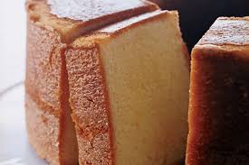 Gateau Leger Aux Oeufs Le Cake Moelleux Et Fondant Du Petit Dejeuner Delicieux Desserts Recette Dessert Recettes Sucrees