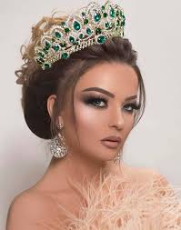 Coroana aurie cu Swarovski Elements verzi